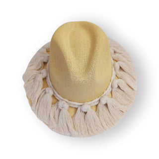 Sombrero de playa con macramé
