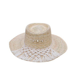 Sombrero con aplicación de pedrería y macramé