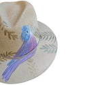Sombrero pintado a mano con ave lila