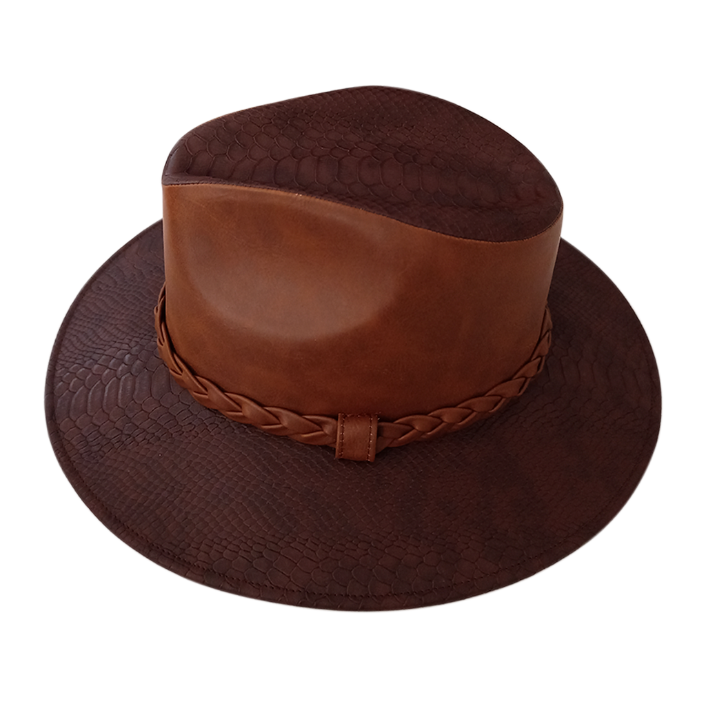 Leatherette hat with braid - 0