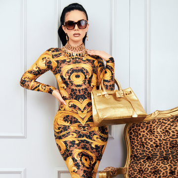 Vestido midi de manga larga con estampado ocre